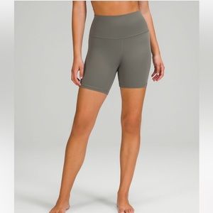 NWT Lululemon Align HR Short 6”, Grey Sage, Sz 4